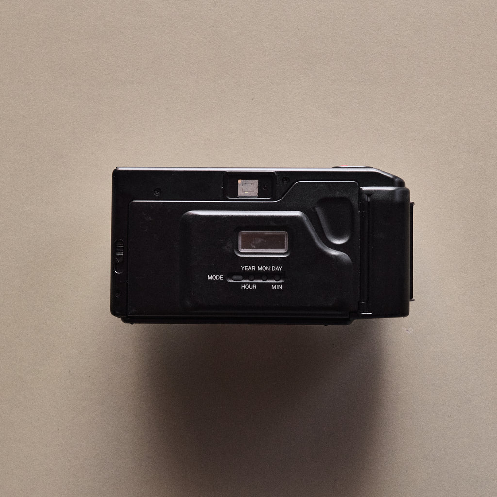 MINOLTA MAC-DUAL QUARTZ DATE